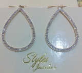 Customer wanted to duplicate  a pair costume earrings on 12-29-11 and wanted my New Years Eve.  NO PROBLEM!!  

Designed with beads in place, Milled, Cast in 18k yellow gold, Set 132 diamonds = 2.8 carats and delivered 12-31-11 at 2 pm.  

Nice $10,000 sale to end the year!!
Easy with the 3D Wax Mill System